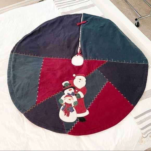 PATCHWORK CHRISTMAS TREE SKIRT Santa Snowmen - Picture 1 of 6